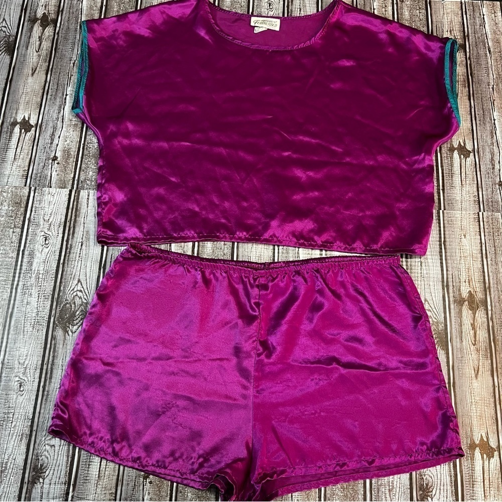 Featherbed Vintage Purple Two Piece Cropped asleep Set size Large *